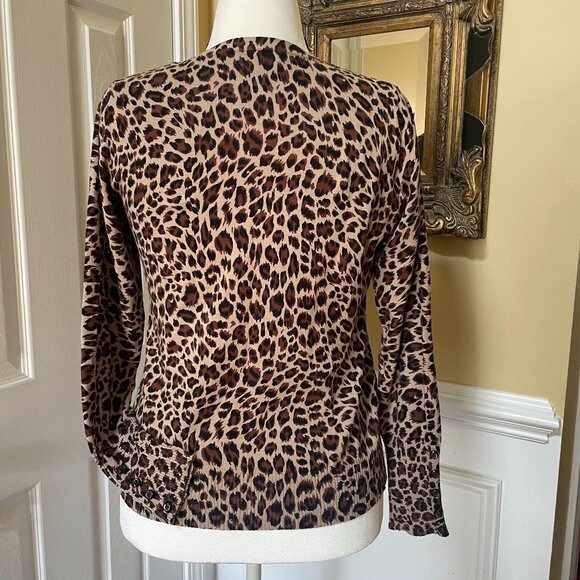 Women's Apt 9 Size M Cardigan Sweater Leopard Print Long Sleeve 84% Soft Cotton - Picture 2 of 9